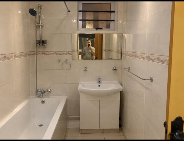 2 BEDROOM FLAT TO LET IN SPARKS